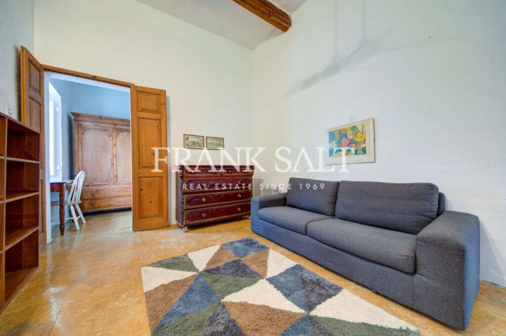 Gharghur, 3 Bedrooms Bedrooms, ,1 BathroomBathrooms,For Sale,FRSA-045721