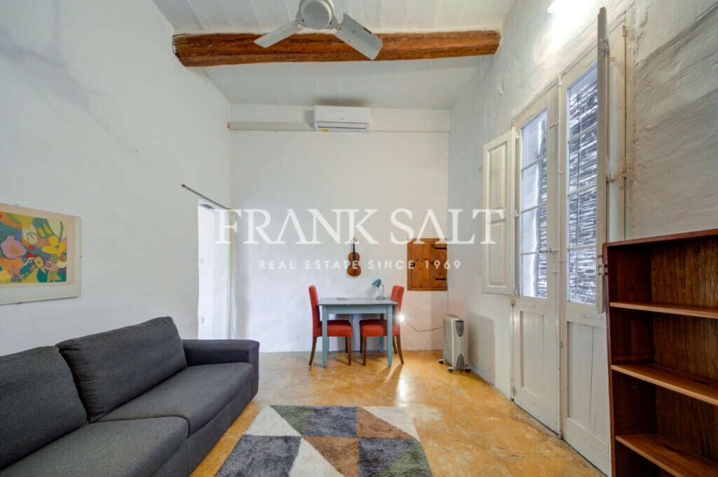 Gharghur, 3 Bedrooms Bedrooms, ,1 BathroomBathrooms,For Sale,FRSA-045721