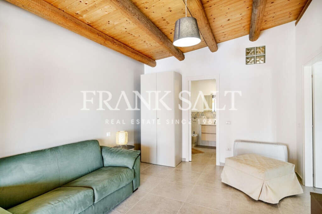 Sicily, Ragusa, 6 Bedrooms Bedrooms, ,4 BathroomsBathrooms,For Sale,FRSA-917128