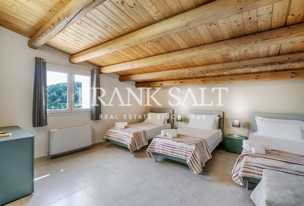 Sicily, Ragusa, 6 Bedrooms Bedrooms, ,4 BathroomsBathrooms,For Sale,FRSA-917128