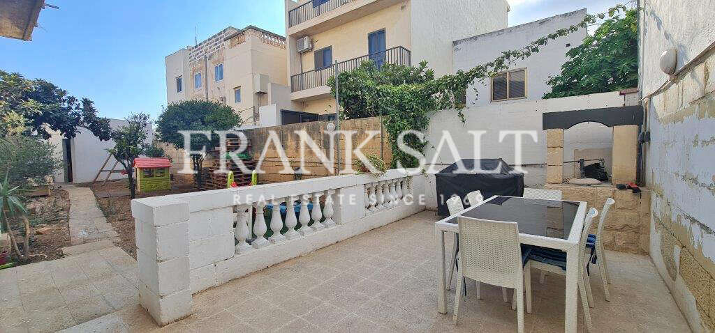 Santa Venera, 4 Bedrooms Bedrooms, ,For Sale,FRSA-511969 Santa Venera, 4 Bedrooms Bedrooms, ,For Sale,FRSA-511969