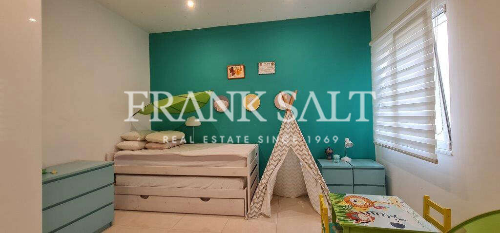 Santa Venera, 4 Bedrooms Bedrooms, ,For Sale,FRSA-511969