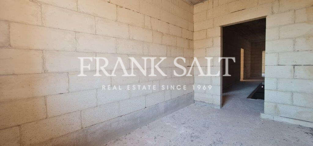 Birzebbugia, 3 Bedrooms Bedrooms, ,For Sale,FRSA-511968