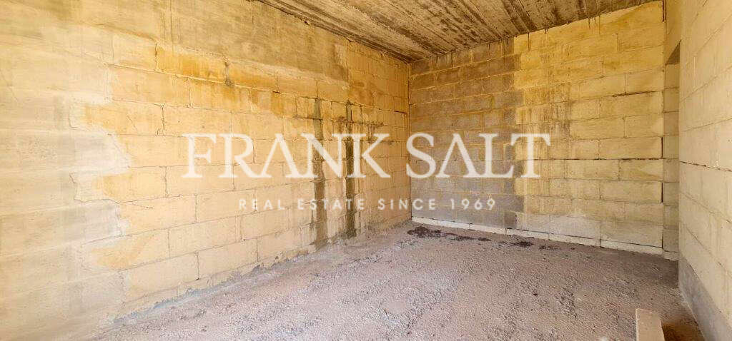 Birzebbugia, 3 Bedrooms Bedrooms, ,For Sale,FRSA-511968