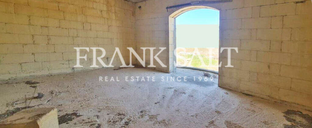 Birzebbugia, 3 Bedrooms Bedrooms, ,For Sale,FRSA-511968