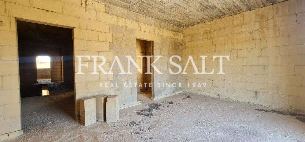 Birzebbugia, 3 Bedrooms Bedrooms, ,For Sale,FRSA-511968