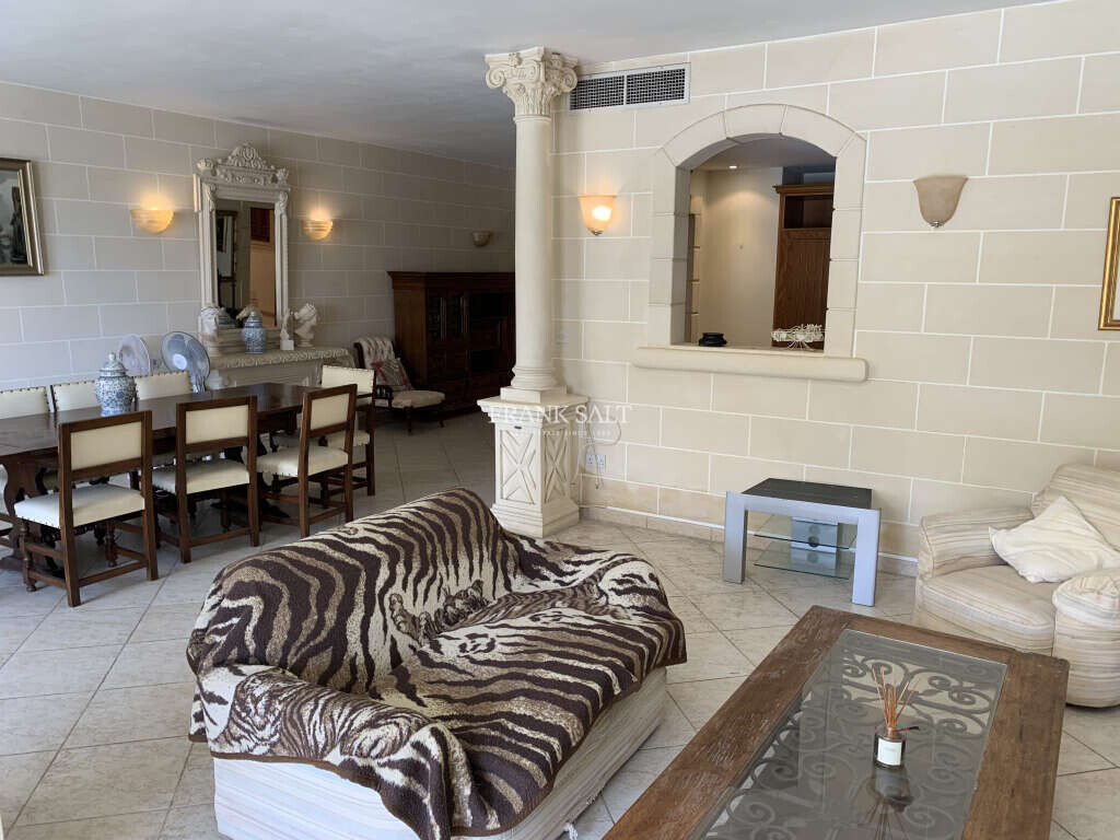 Portomaso, 2 Bedrooms Bedrooms, ,2 BathroomsBathrooms,For Sale,FRSA-355307