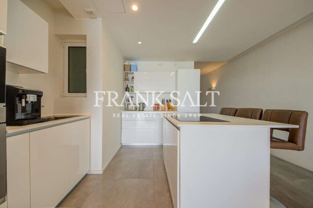 Sliema, 3 Bedrooms Bedrooms, ,1 BathroomBathrooms,For Sale,FRSA-045728