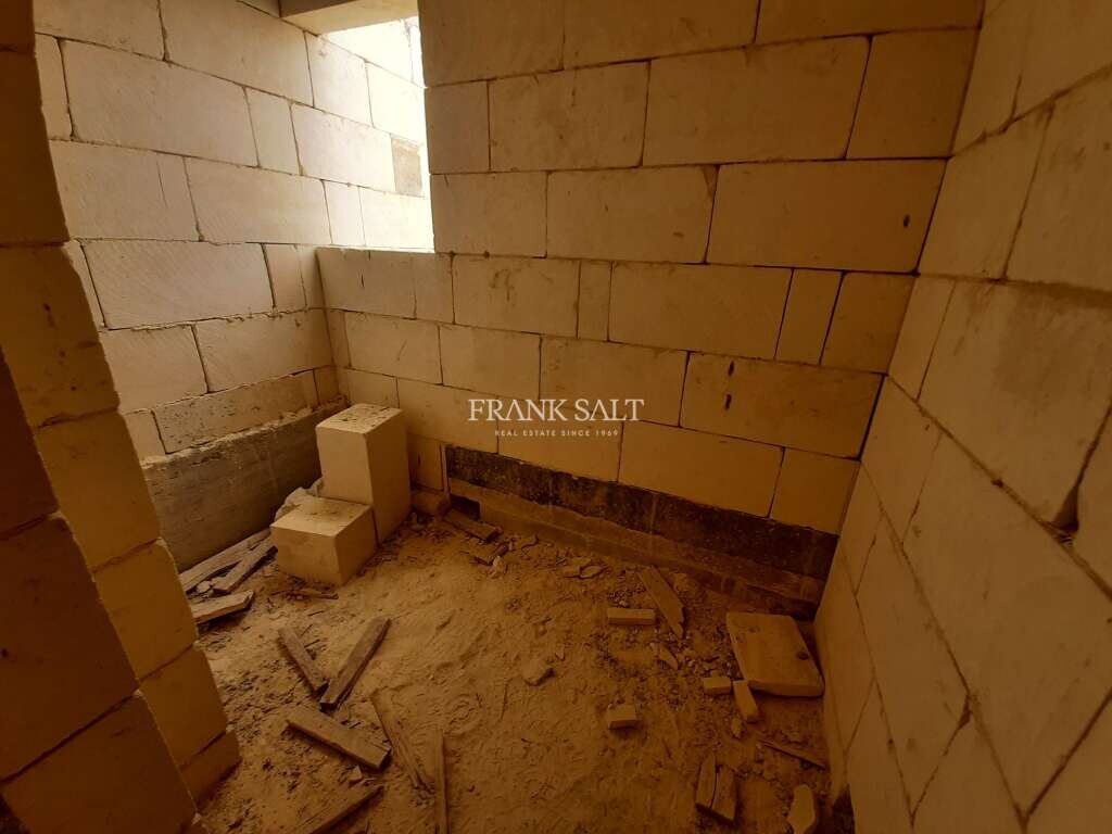 Xewkija, Gozo, 2 Bedrooms Bedrooms, ,1 BathroomBathrooms,For Sale,FRSA-115426