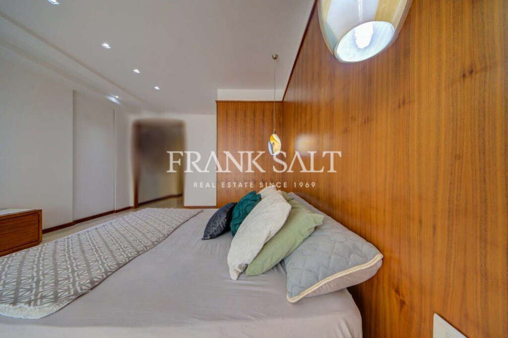 Zabbar, 3 Bedrooms Bedrooms, ,3 BathroomsBathrooms,For Sale,FRSA-752864