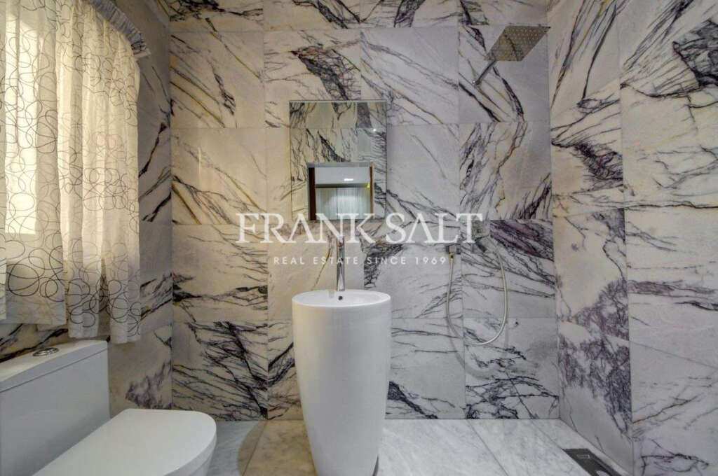 Zabbar, 3 Bedrooms Bedrooms, ,3 BathroomsBathrooms,For Sale,FRSA-752864