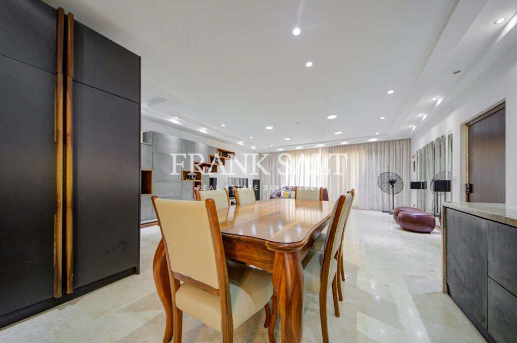 Zabbar, 3 Bedrooms Bedrooms, ,3 BathroomsBathrooms,For Sale,FRSA-752864