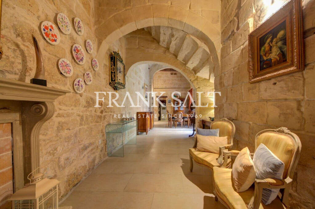 Birkirkara, 3 Bedrooms Bedrooms, ,3 BathroomsBathrooms,For Sale,FRSA-045865