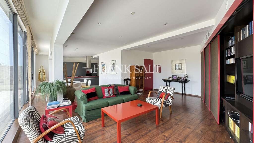 Sliema, 3 Bedrooms Bedrooms, ,For Sale,FRSA-045855