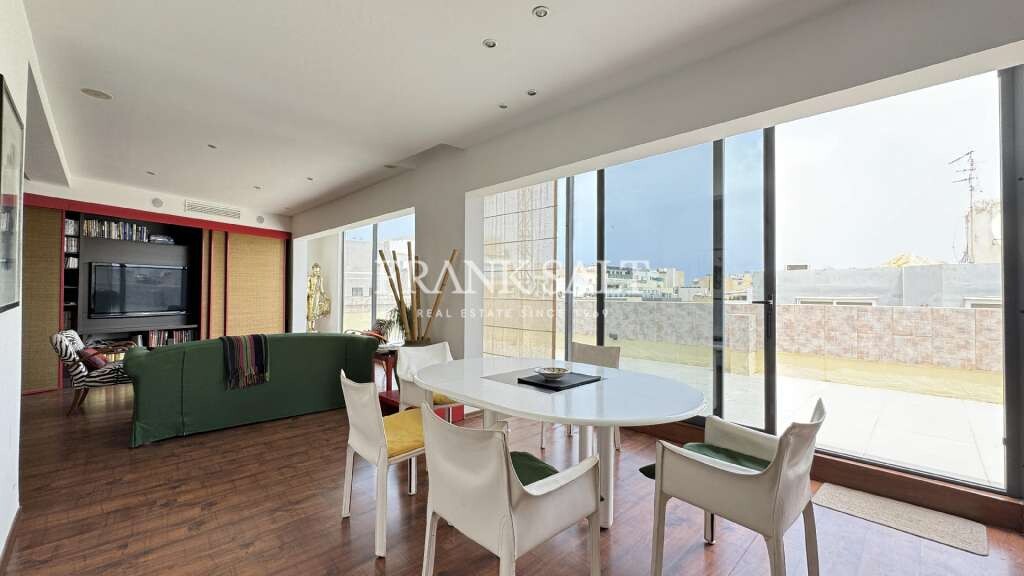 Sliema, 3 Bedrooms Bedrooms, ,For Sale,FRSA-045855