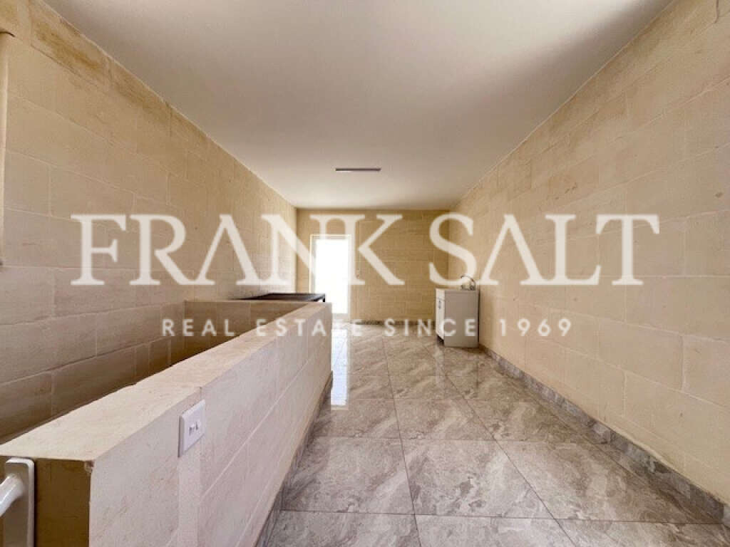 Xewkija, Gozo, 6 Bedrooms Bedrooms, ,2 BathroomsBathrooms,For Sale,FRSA-116879