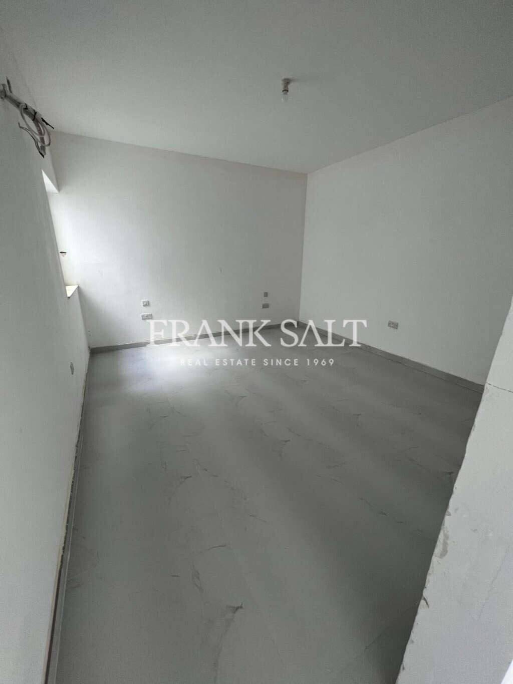 Luqa, 3 Bedrooms Bedrooms, ,For Sale,FRSA-419470