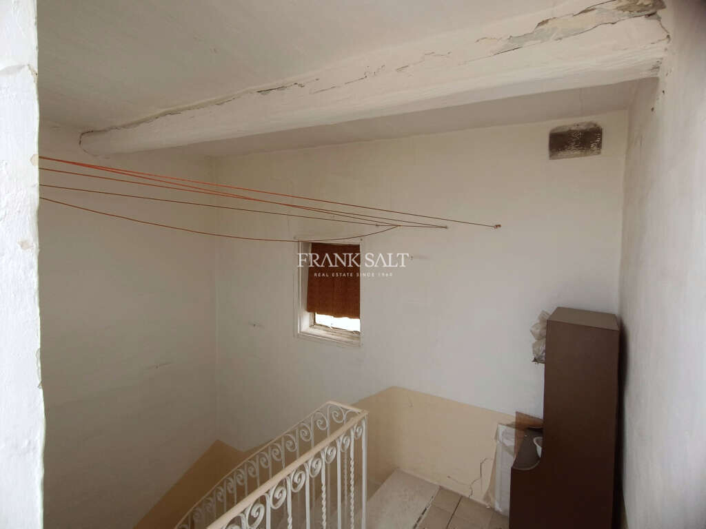 Qormi, 2 Bedrooms Bedrooms, ,2 BathroomsBathrooms,For Sale,FRSA-427003