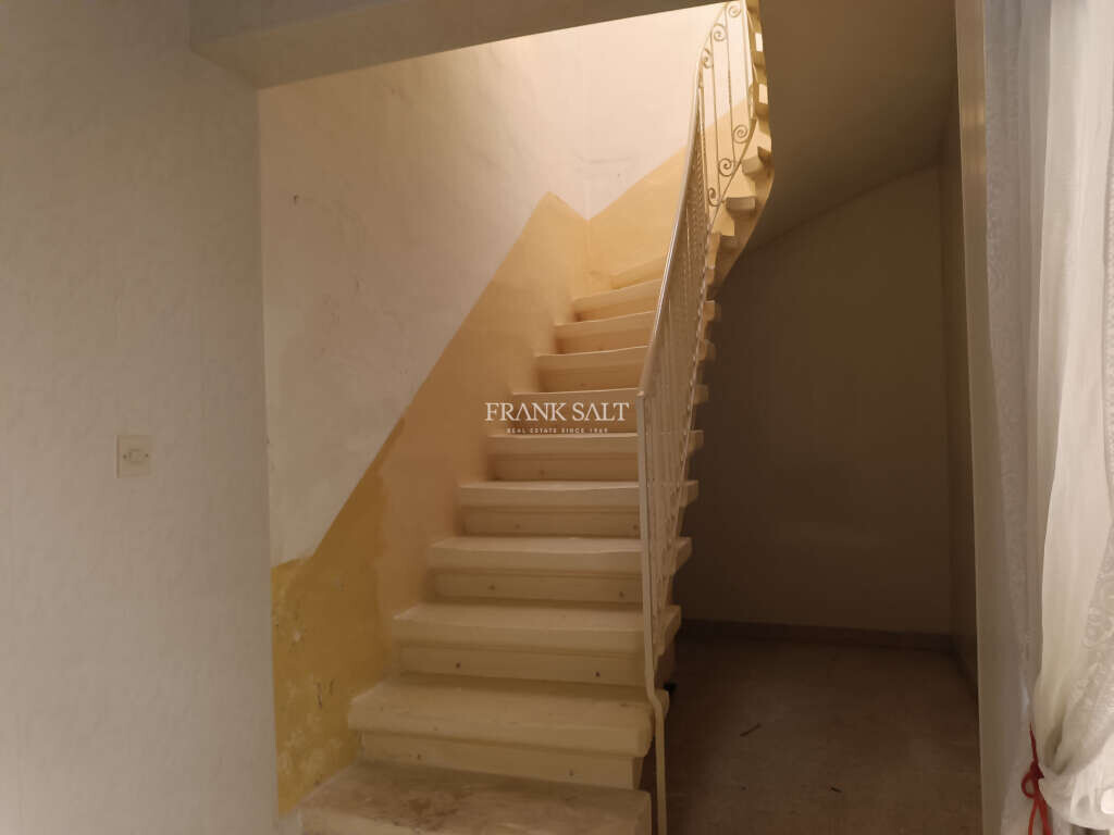 Qormi, 2 Bedrooms Bedrooms, ,2 BathroomsBathrooms,For Sale,FRSA-427003