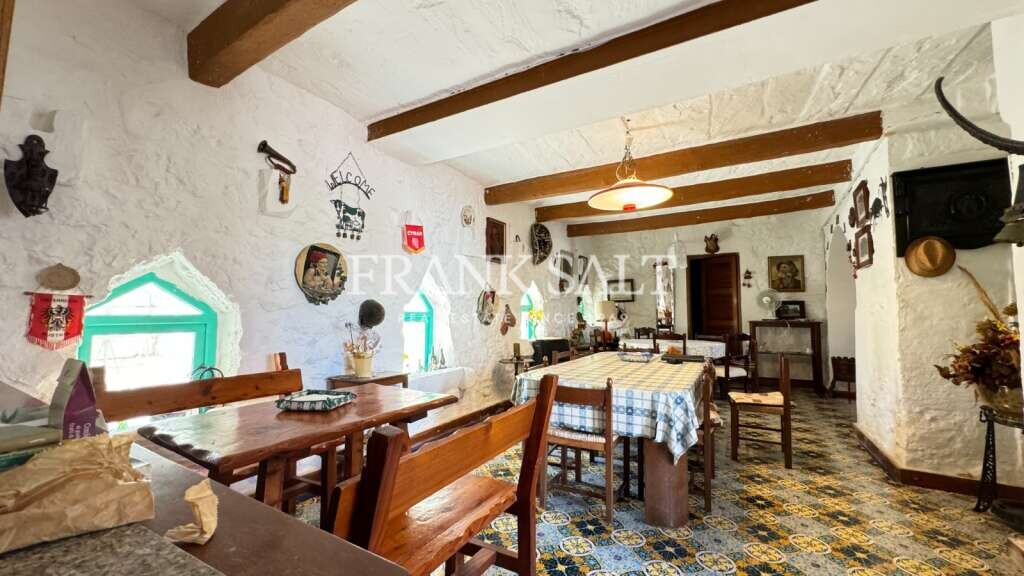 Bidnija, 4 Bedrooms Bedrooms, ,1 BathroomBathrooms,For Sale,FRSA-045817