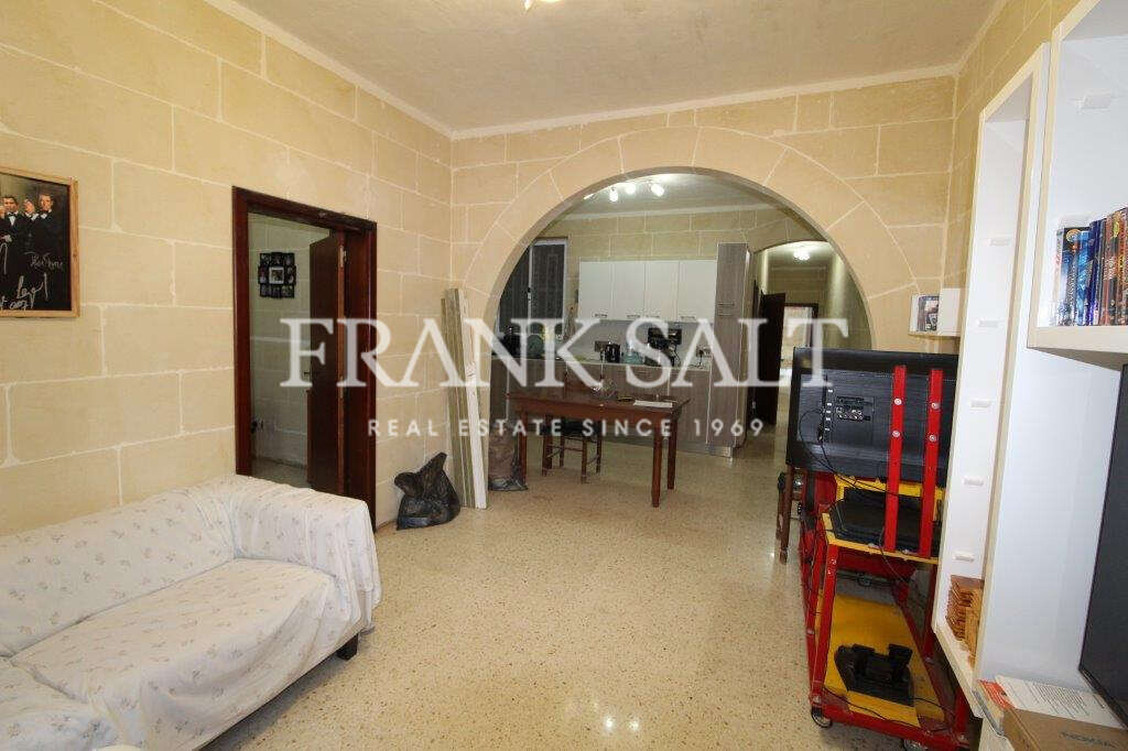 Marsalforn, Gozo, 3 Bedrooms Bedrooms, ,For Sale,FRSA-116795