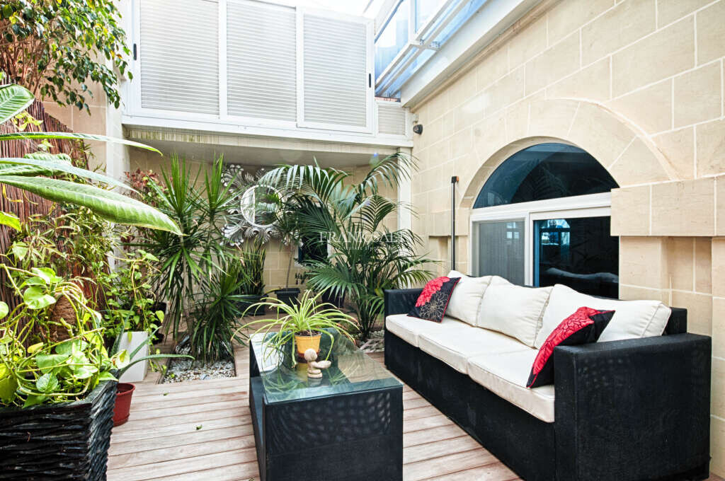 Madliena, 3 Bedrooms Bedrooms, ,2 BathroomsBathrooms,For Sale,FRSA-038132