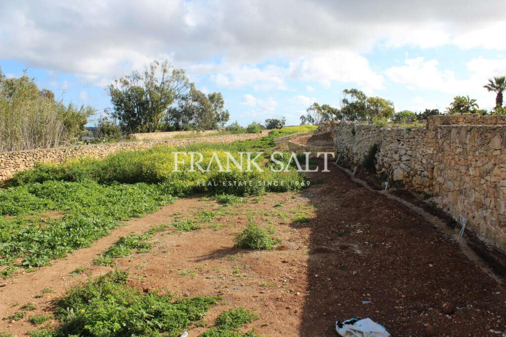 Sannat, Gozo, 3 Bedrooms Bedrooms, ,For Sale,FRSA-116760