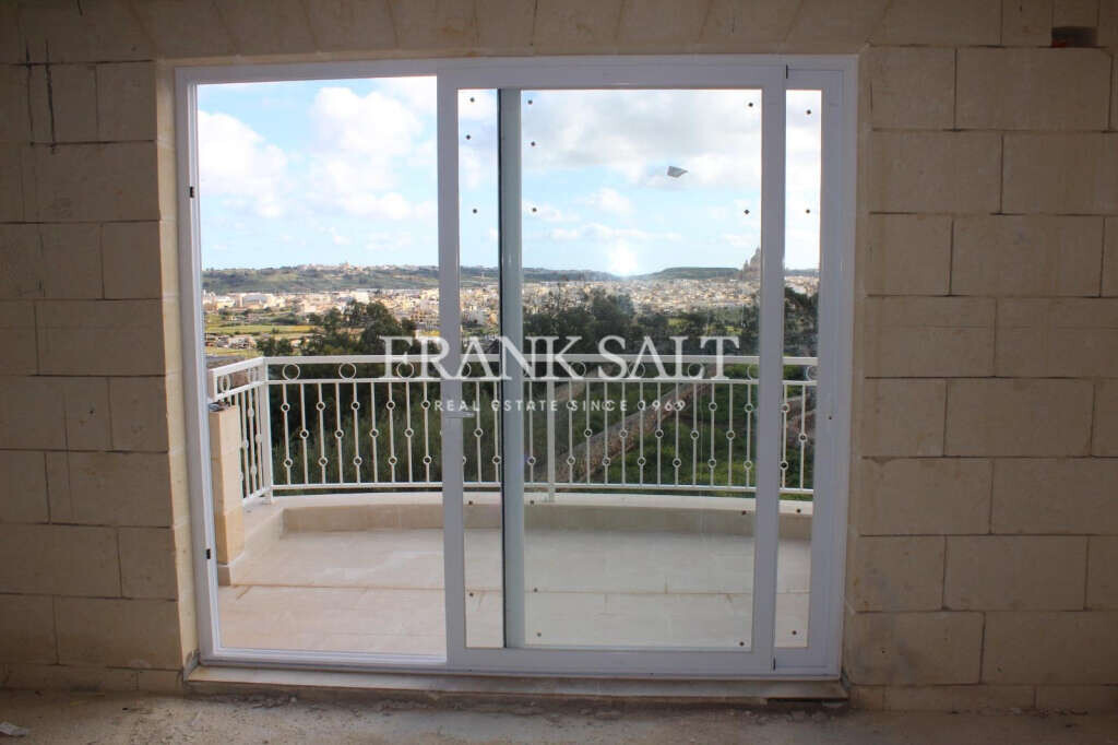 Sannat, Gozo, 3 Bedrooms Bedrooms, ,For Sale,FRSA-116760