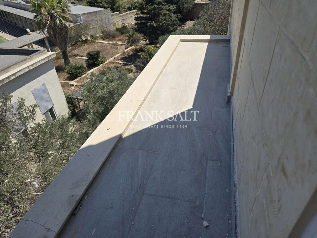 Iz-Zebbug, Gozo, 2 Bedrooms Bedrooms, ,1 BathroomBathrooms,For Sale,FRSA-116740