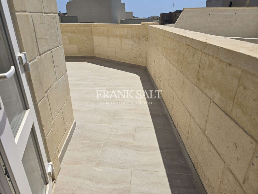 Iz-Zebbug, Gozo, 2 Bedrooms Bedrooms, ,1 BathroomBathrooms,For Sale,FRSA-116740