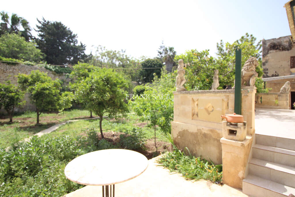 Lija, 5 Bedrooms Bedrooms, ,2 BathroomsBathrooms,For Sale,FRSA-818110
