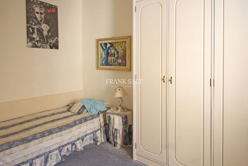 Lija, 5 Bedrooms Bedrooms, ,2 BathroomsBathrooms,For Sale,FRSA-818110