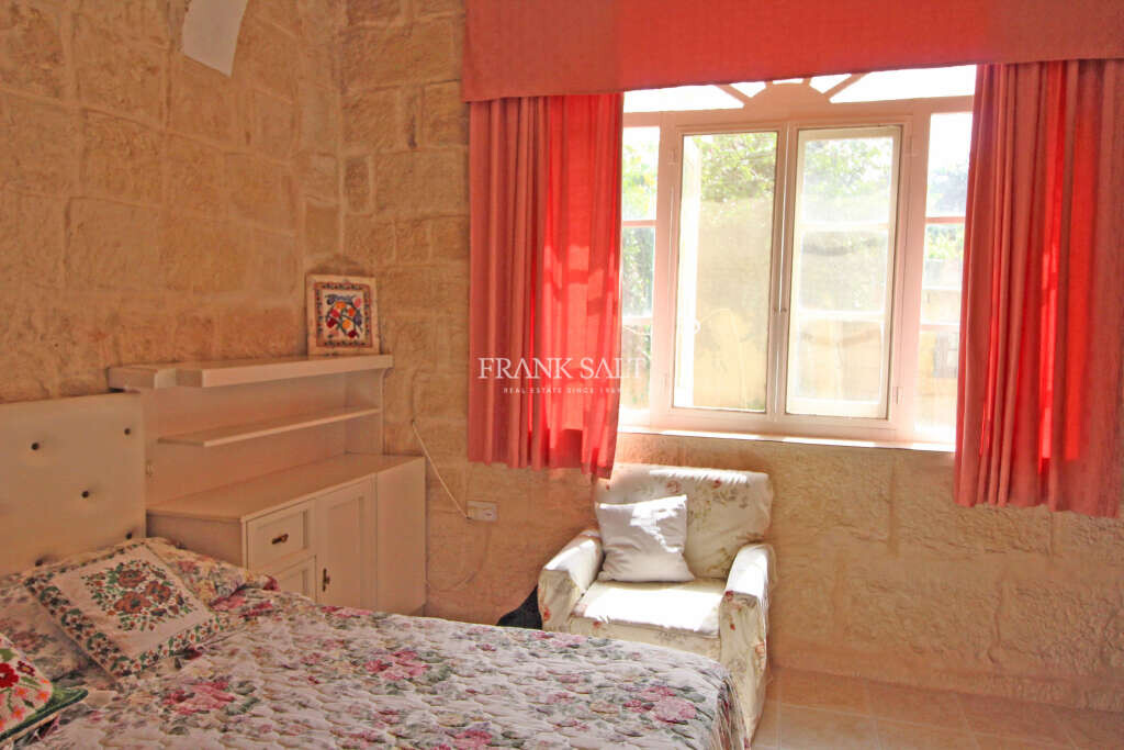 Lija, 5 Bedrooms Bedrooms, ,2 BathroomsBathrooms,For Sale,FRSA-818110