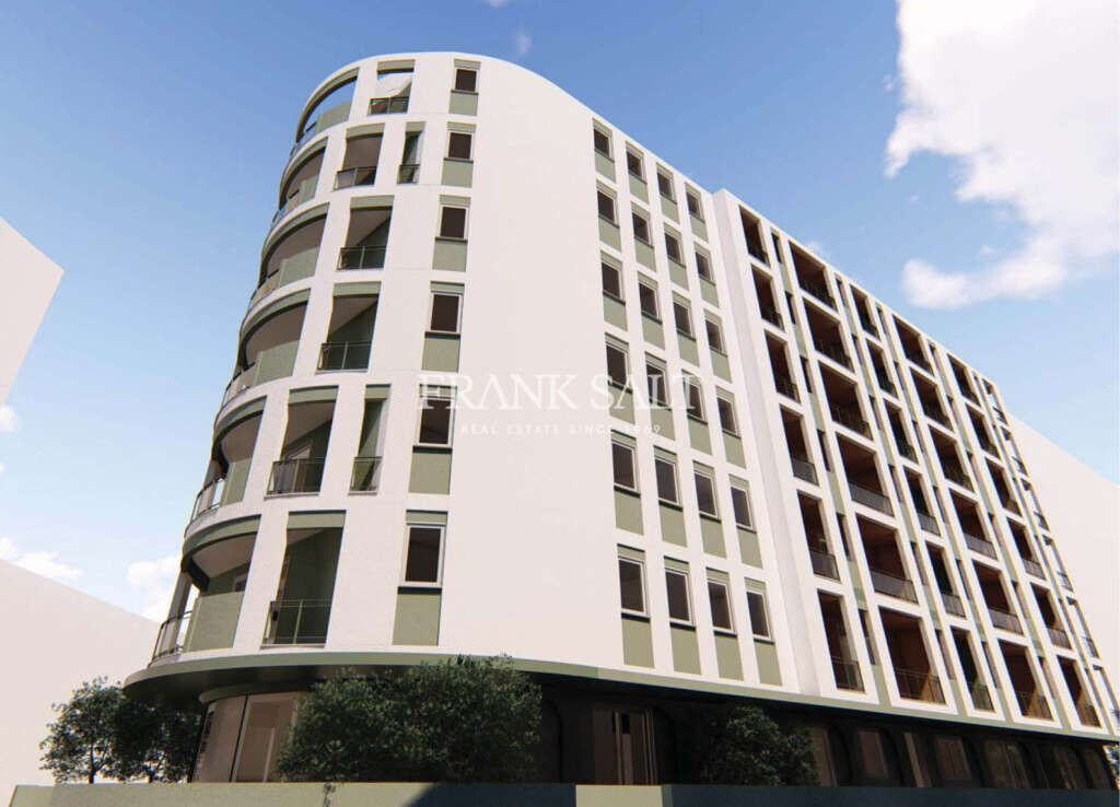 Qawra, 2 Bedrooms Bedrooms, ,For Sale,FRSA-354405