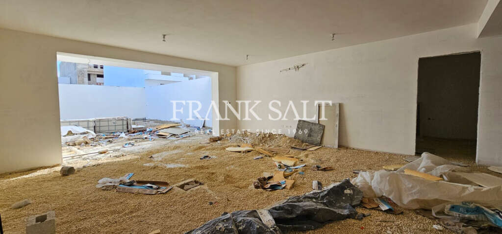 Mgarr, 3 Bedrooms Bedrooms, ,1 BathroomBathrooms,For Sale,FRSA-045642