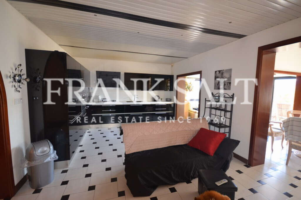 Pembroke, 3 Bedrooms Bedrooms, ,1 BathroomBathrooms,For Sale,FRSA-813902