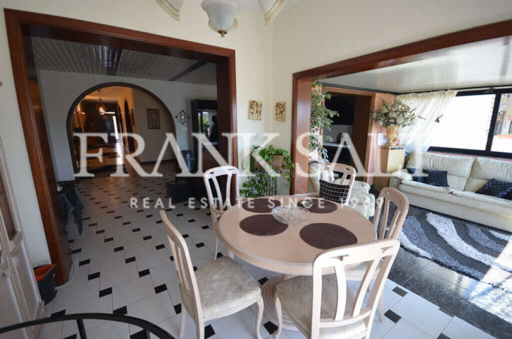 Pembroke, 3 Bedrooms Bedrooms, ,1 BathroomBathrooms,For Sale,FRSA-813902