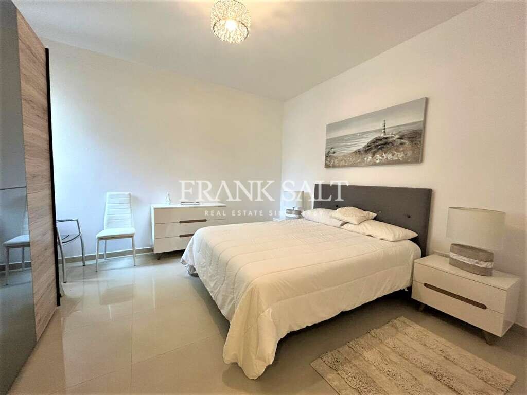 Sliema, 3 Bedrooms Bedrooms, ,1 BathroomBathrooms,For Sale,FRSA-045624