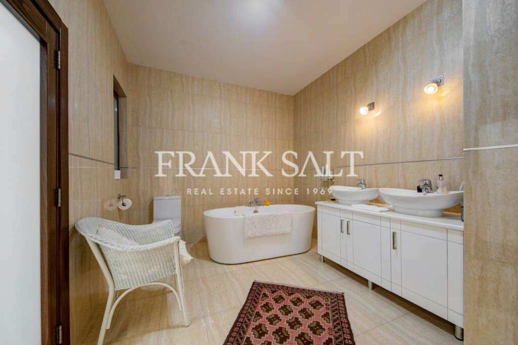 Ghajnsielem, Gozo, 4 Bedrooms Bedrooms, ,1 BathroomBathrooms,For Sale,FRSA-116660