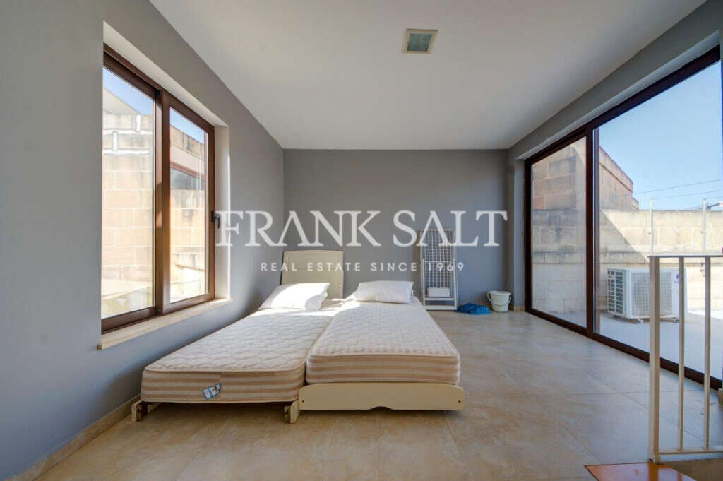 Ghajnsielem, Gozo, 4 Bedrooms Bedrooms, ,1 BathroomBathrooms,For Sale,FRSA-116660