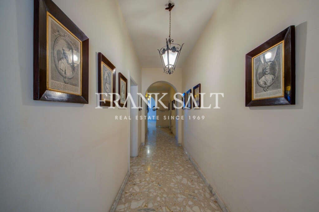 Sliema, 3 Bedrooms Bedrooms, ,2 BathroomsBathrooms,For Sale,FRSA-323257