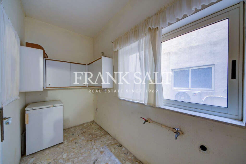 Sliema, 3 Bedrooms Bedrooms, ,2 BathroomsBathrooms,For Sale,FRSA-323257