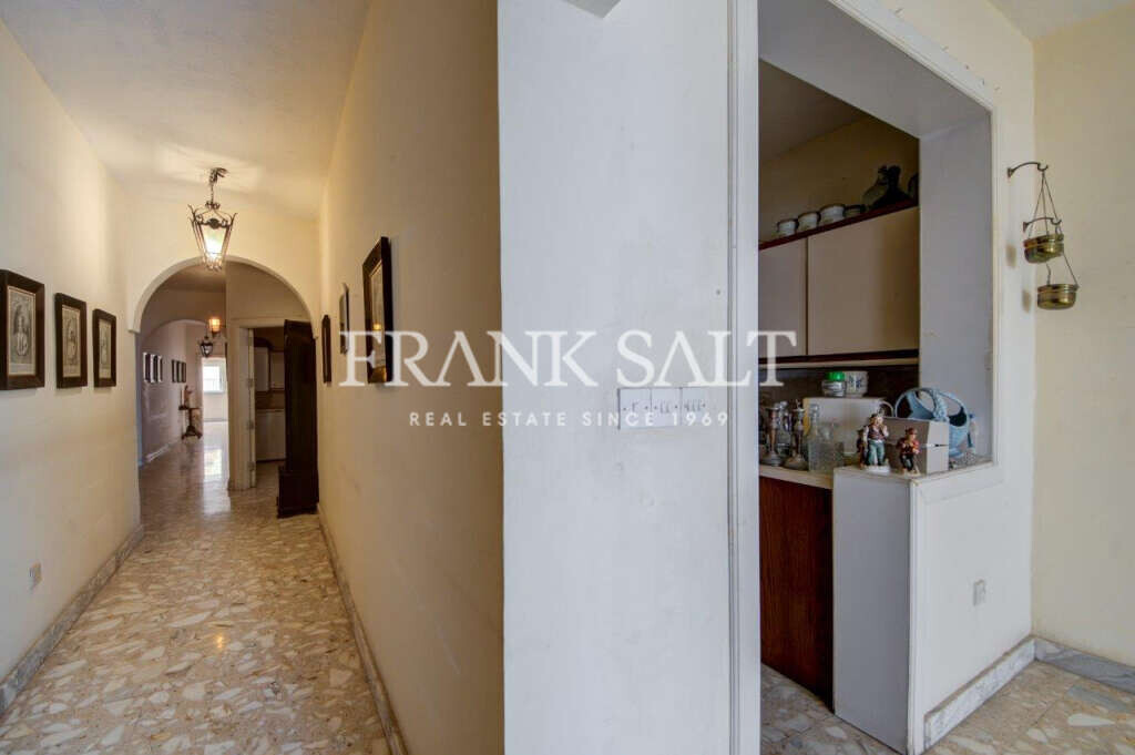 Sliema, 3 Bedrooms Bedrooms, ,2 BathroomsBathrooms,For Sale,FRSA-323257