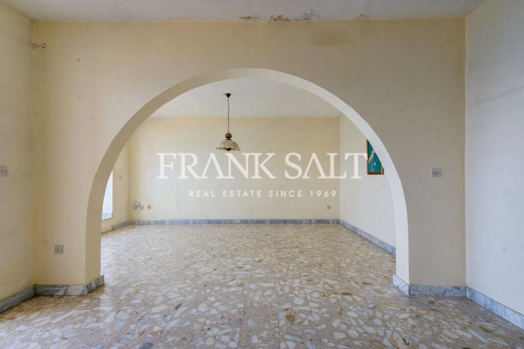 Sliema, 3 Bedrooms Bedrooms, ,2 BathroomsBathrooms,For Sale,FRSA-323257