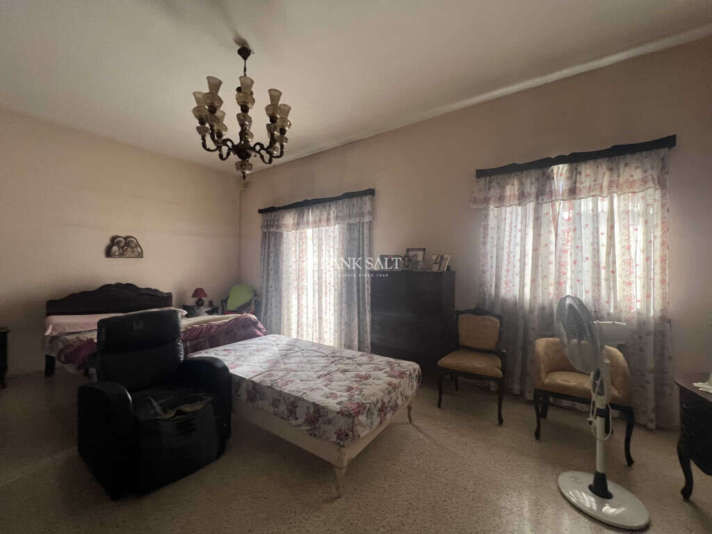 Zejtun, 4 Bedrooms Bedrooms, ,3 BathroomsBathrooms,For Sale,FRSA-427457