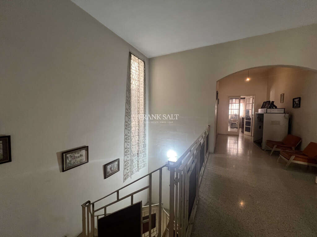 Zejtun, 4 Bedrooms Bedrooms, ,3 BathroomsBathrooms,For Sale,FRSA-427457