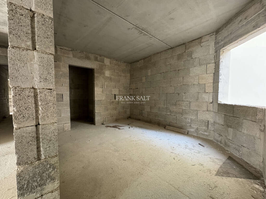 Marsascala, 3 Bedrooms Bedrooms, ,2 BathroomsBathrooms,For Sale,FRSA-323155