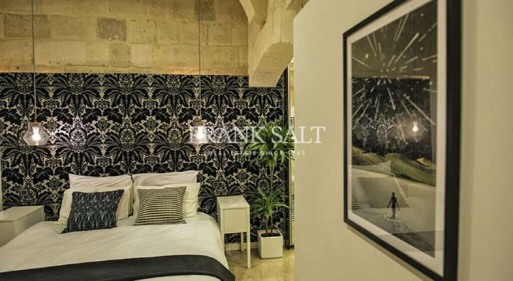 Valletta, 4 Bedrooms Bedrooms, ,For Sale,FRSA-814931