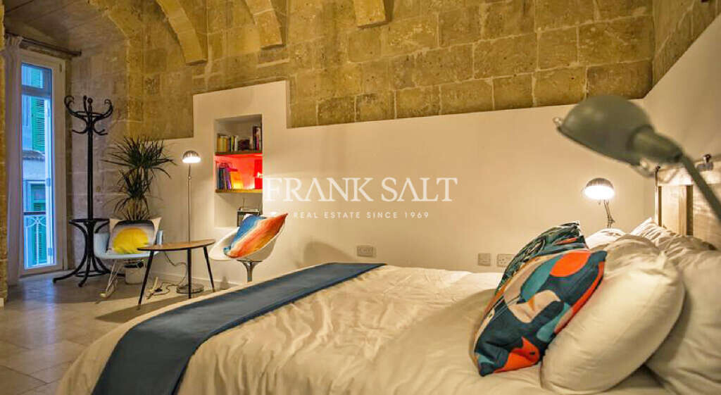 Valletta, 4 Bedrooms Bedrooms, ,For Sale,FRSA-814931