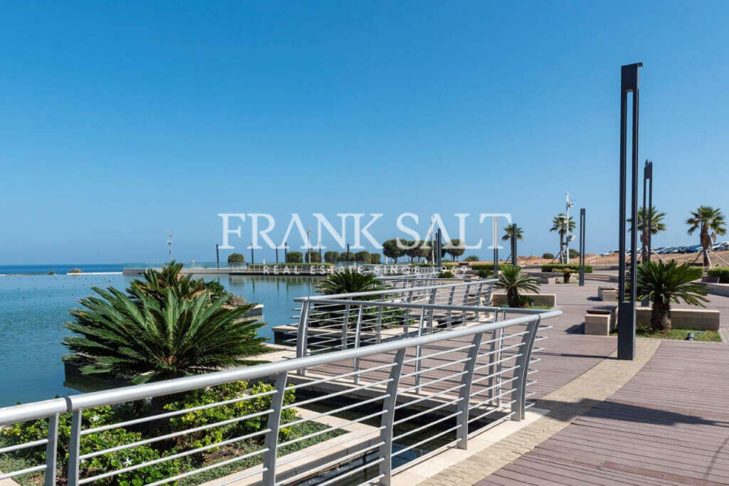 The Shoreline at Smart City, 3 Bedrooms Bedrooms, ,2 BathroomsBathrooms,For Sale,FRSA-323090